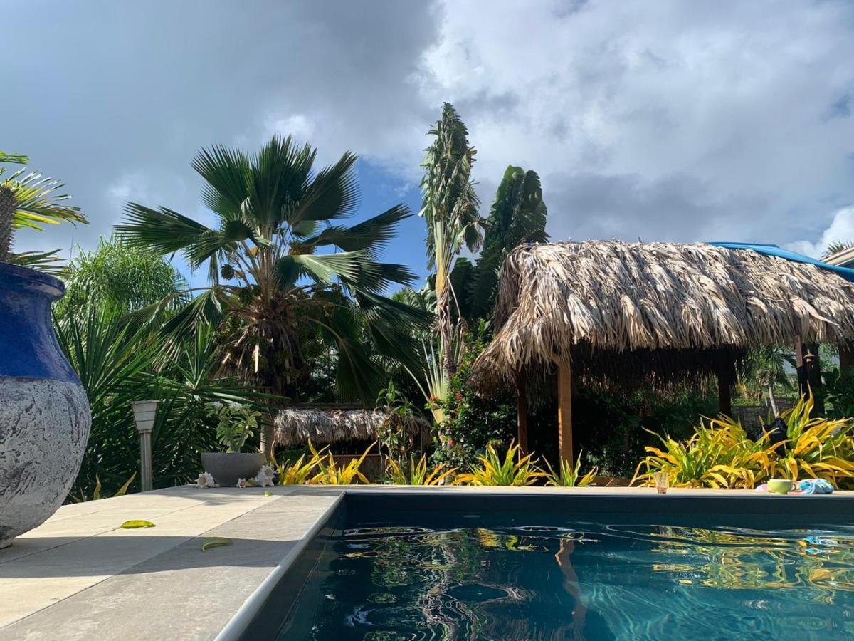 Papeth House Villa Le Francois Luaran gambar